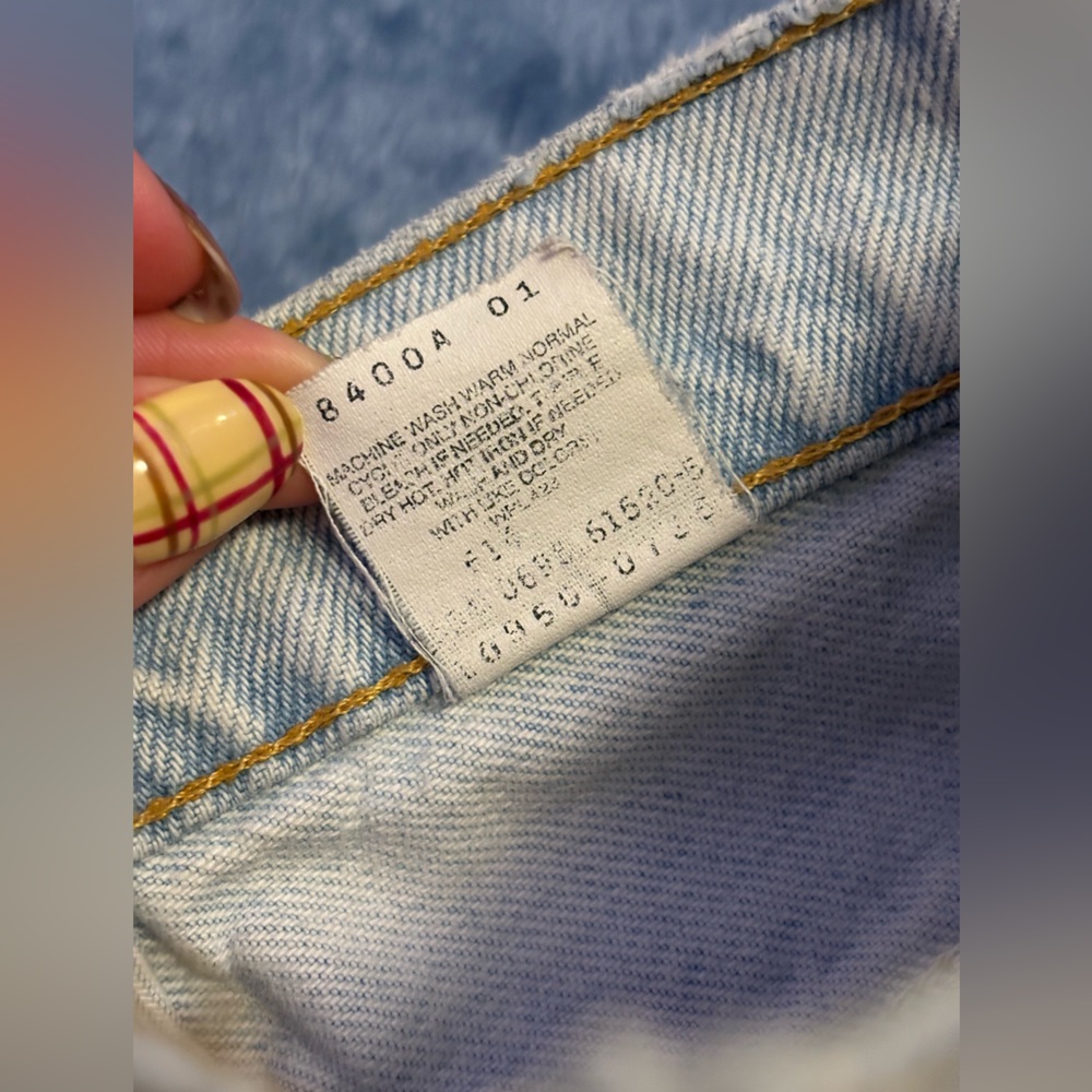 Vtg Levi’s 950 Relaxed Fit Tapered Leg - Picture 5 of 6